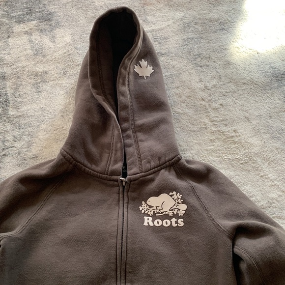 Gently Loved Hoodie Zip Up Jacket by RootsKids - Picture 2 of 9